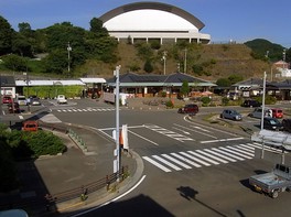 瀬戸内海に沈む夕日を眺められるスポットとしても知られる